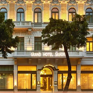 Est Grand Savoy 4* בודפשט