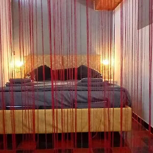 Apartment Flat 13, Catania