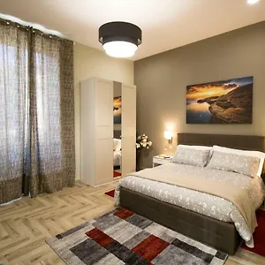 Apartment Romeo Luxury, Catania